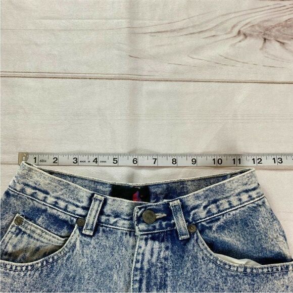 Sasson Vintage Y2K Acid Wash Mom Jeans Size 4 - Picture 7 of 12